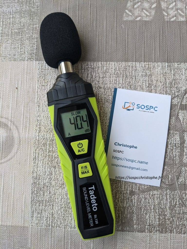Un Sonomètre Décibelmètre numérique en test 